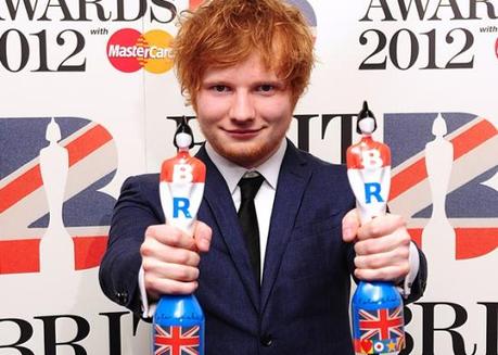ed-sheeran-brits-2012-backstage