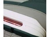 Nike Essential Hasta