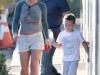 thumbs kids gym xray 281029 Photos : Britney et ses enfants sortent de la gym   19/10/2012