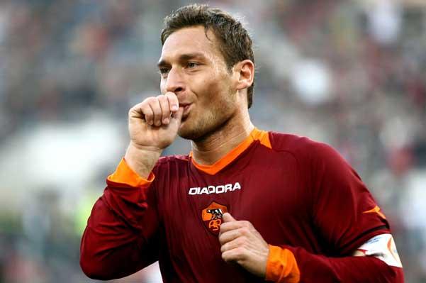 Serie A : Quand Totti entre dans la légende !