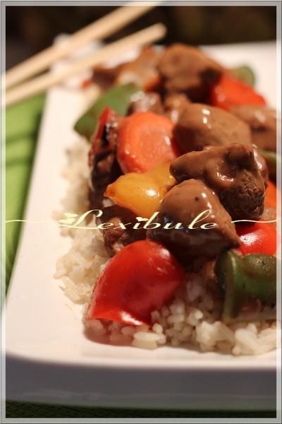 Qu'est-ce qu'on mange avec Knorr: Porc thaïlandais avec sauce sur lit de riz au jasmin