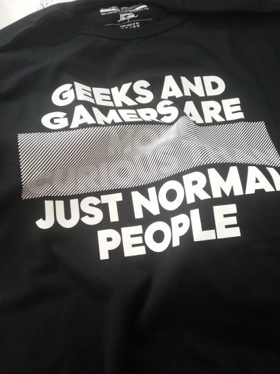 2012-10-23 15.14.25 Geek’s Live #5 : le t-shirt officiel !
