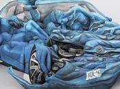 voiture bodypainting constituée personnes