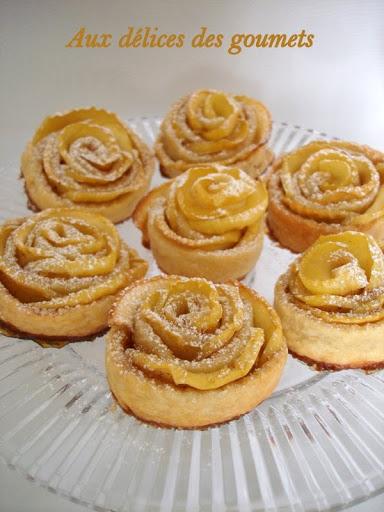 ROSES FEUILLETÉES AUX POMMES