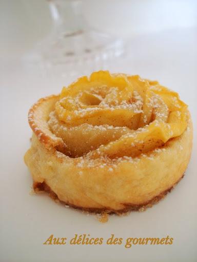 ROSES FEUILLETÉES AUX POMMES