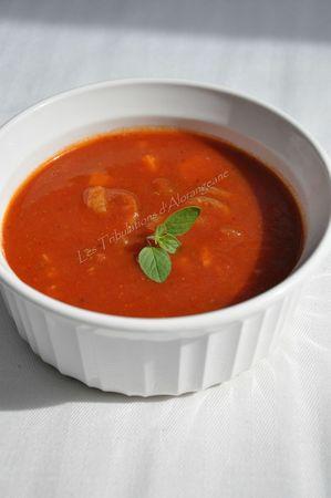 soupe de tomates aux saucisses piquantes1