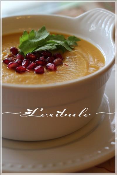 Velouté de courge butternut au lait de coco et au cari