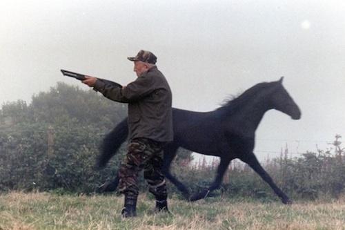 film devil story il était une fois le diable bernard launois cheval noir chasseur aubergiste Marcel Portier fusil