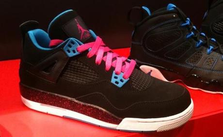 Air Jordan IV GS Black Dynamic Blue Vivid Pink