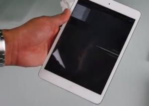 Les premiers iPad mini arrivent, vidéo du déballage de la tablette et ses accessoires