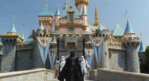 Darth Vader heureux chez Disney