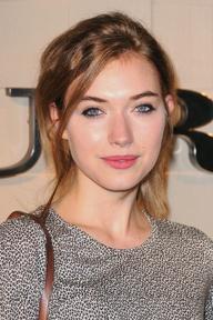Need For Speed : Imogen Poots rejoint Aaron Paul