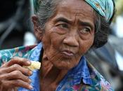 women Bali, Indonesia. Photographer: Joel Dousset More...