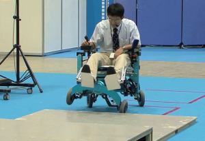 Le fauteuil roulant électrique tout terrain