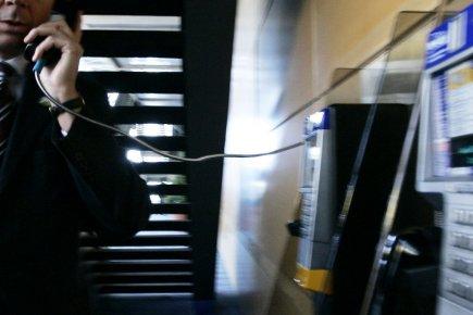 L’avenir des téléphones publics au Canada menacé