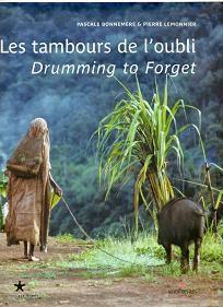 Battre le tambour Le_tambours_de_l_oubli_jpg