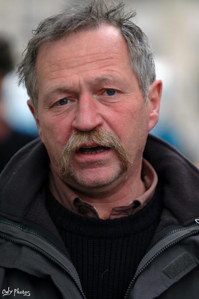 Les Anti OGM à l'assemblée nationale.