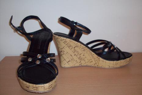 chaussures semelles compensées sandales talon liege 