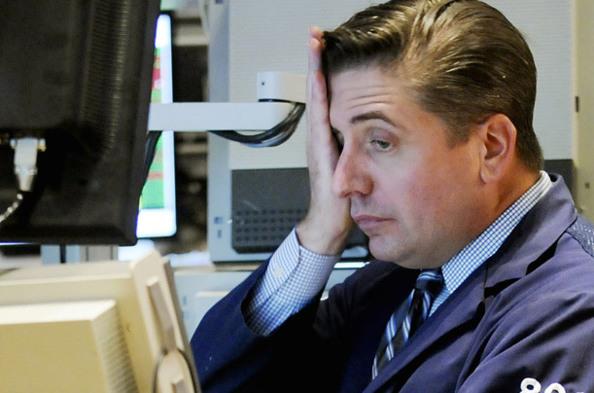 Les nouveaux petits métiers parisiens : aujourd'hui Gourou du sport-business et Traideur dans le coude !