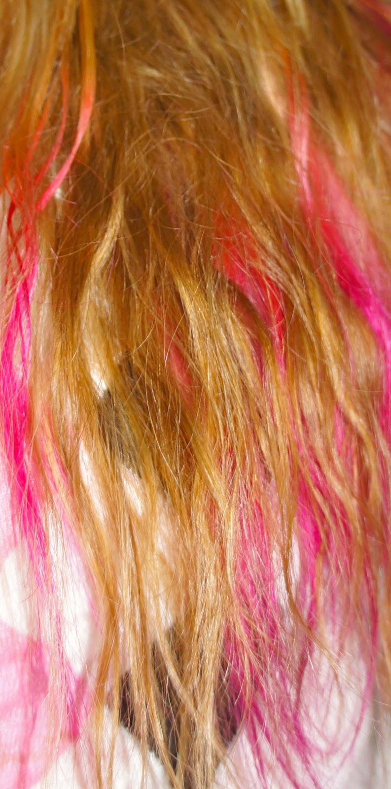 Tie and Dye Rose Sur Mes Extensions à Clips