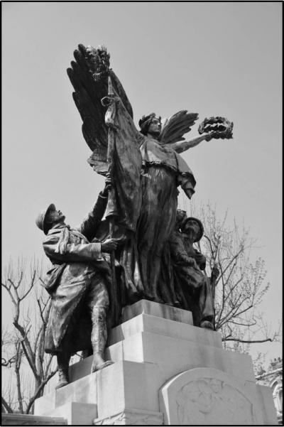 Statue 14-18 Dieppe.jpg