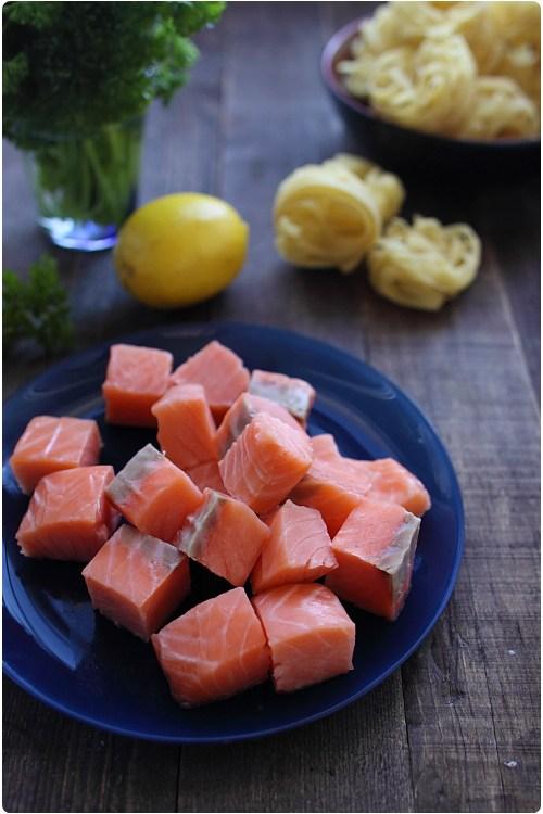 Tagliatelles au saumon, sauce fromage blanc au sésame