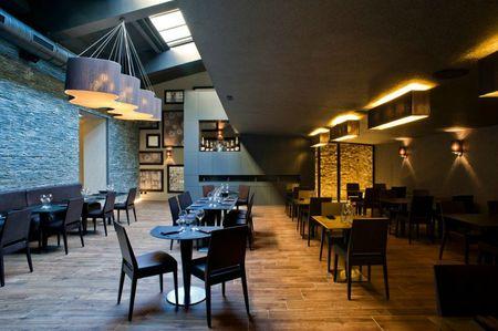 229983_131705553644741_483671350_n