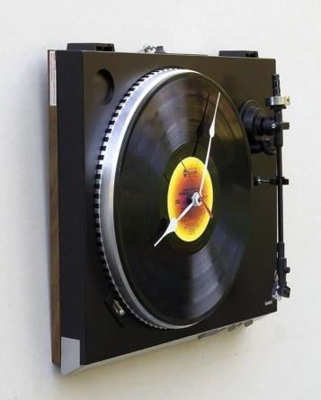 Changement d'heure ? Une sélection d'horloges pour passer le cap Changement d'heure ? Une sélection d'horloges pour passer le cap