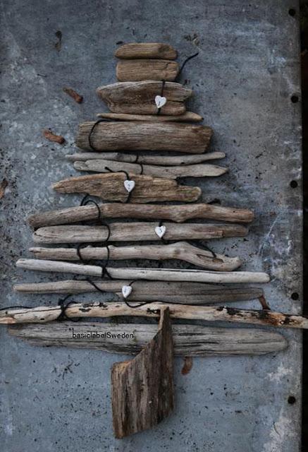 Fabriquer votre sapin de Noël en bois recyclé - DIY