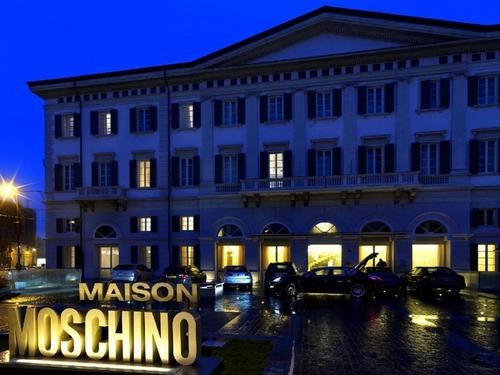 Maison Moschino : un hôtel showroom féérique... où tout est à vendre !