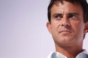 Te laisse pas manipuler Manuel Valls !