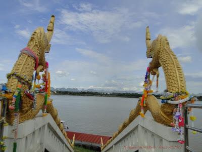 Mekong, autour du festival des bateaux illuminés