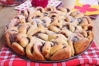 J'suis en retard… j'suis en retard ! Only Nutella® enfin le retour ! Le tome 1 de vos recettes…