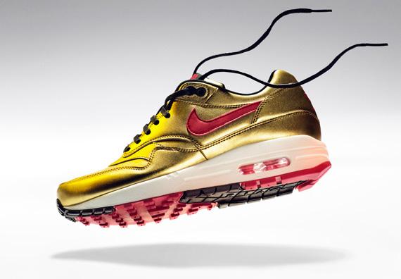 Nike WMNS Air Max 1 Metallic Gold