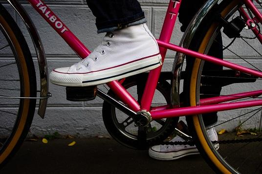 baskets Converse bicyclette rose