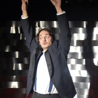 On vit peu mais on meurt longtemps