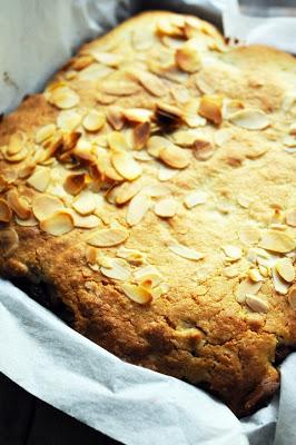 Le vendredi c'est retour vers le futur ! Brookie amandes pommes et chocolat encore un qui n'a pas fait le fier face à mes morts de faim !