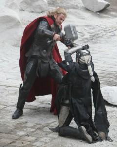 Nouvelles photos et vidéos du tournage de Thor 2