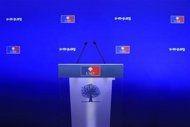 2012-11-26T084551Z_1_APAE8AP0OCH00_RTROPTP_2_OFRTP-FRANCE-UMP-JUPPE-20121126