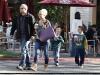 thumbs xray bs 008 Photos : Britney de sortie avec ses enfants   18/11/12