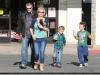 thumbs xray bs 037 Photos : Britney de sortie avec ses enfants   18/11/12
