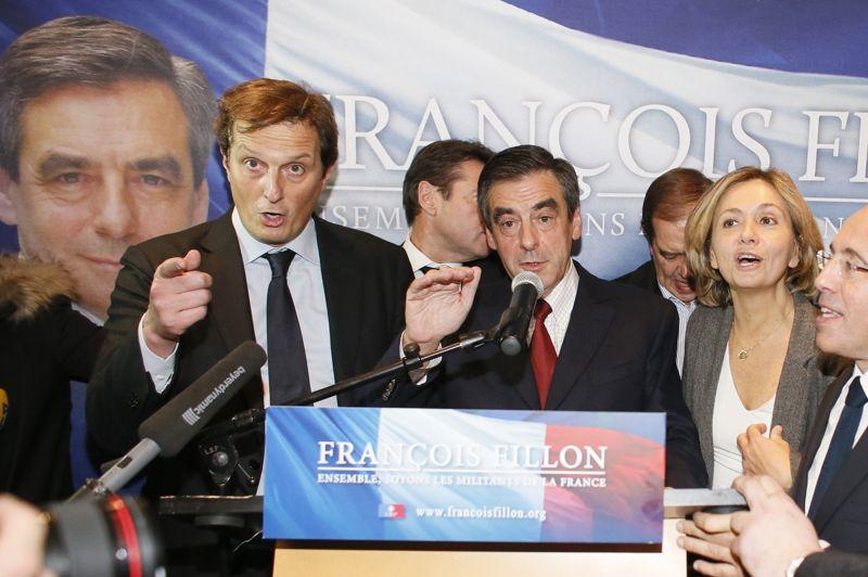 En lice. Plus mesuré que son rival, François Fillon a affirmé lundi matin au terme d'une longue nuit que son décompte des voix confirmait son «avance» face à Jean-François Copé pour la présidence de l'UMP.