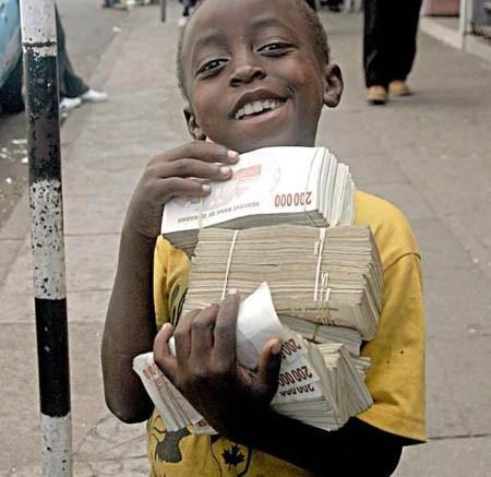 Zimbabwe : il y a 4 ans, la deuxième plus grande hyperinflation du monde