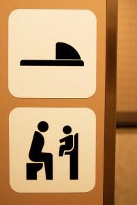 WC japonais: ils ont tout prévu, ça m'aurait aidé plus d'une fois!