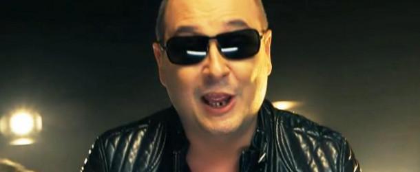 Cauet annonce « La fin du monde » dans son nouveau clip (vidéo)
