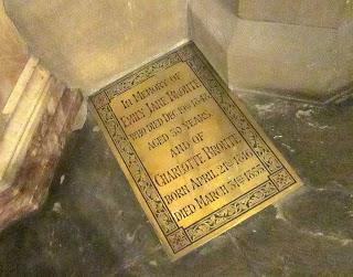 Chez les Brontë, un hommage à Emily et Charlotte