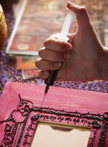 ma1203_i_fatimane_03.hmr Mélange de couleurs pour une déco ethnique pleine de charme !