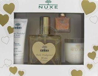 [[Défi du lundi]] Au pied du sapin...