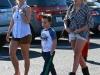 thumbs target xray 28829 Photos : Britney et sa famille font du shopping   24/11/12