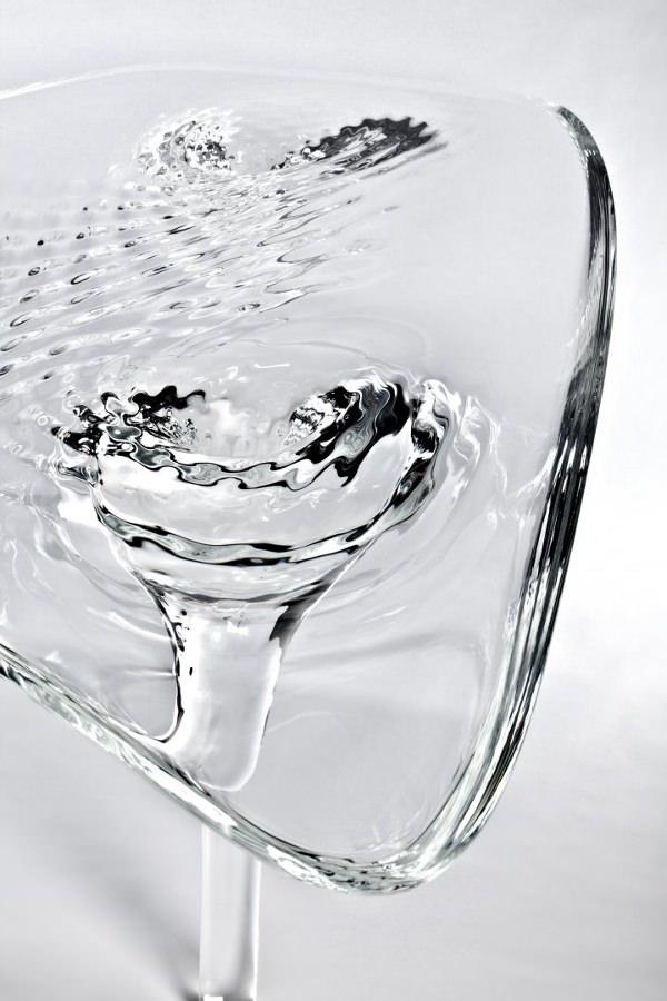 Table d’eau la Liquid Glacial par Zaha Hadid